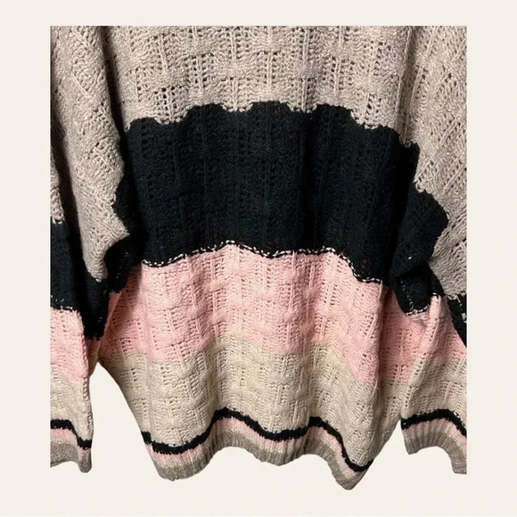 1221. BIBI TEXTURED SWEATER SIZE X-LARGE PINK/BLACK/TAN/WHITE IN COLOR BALLOON - Picture 13 of 13